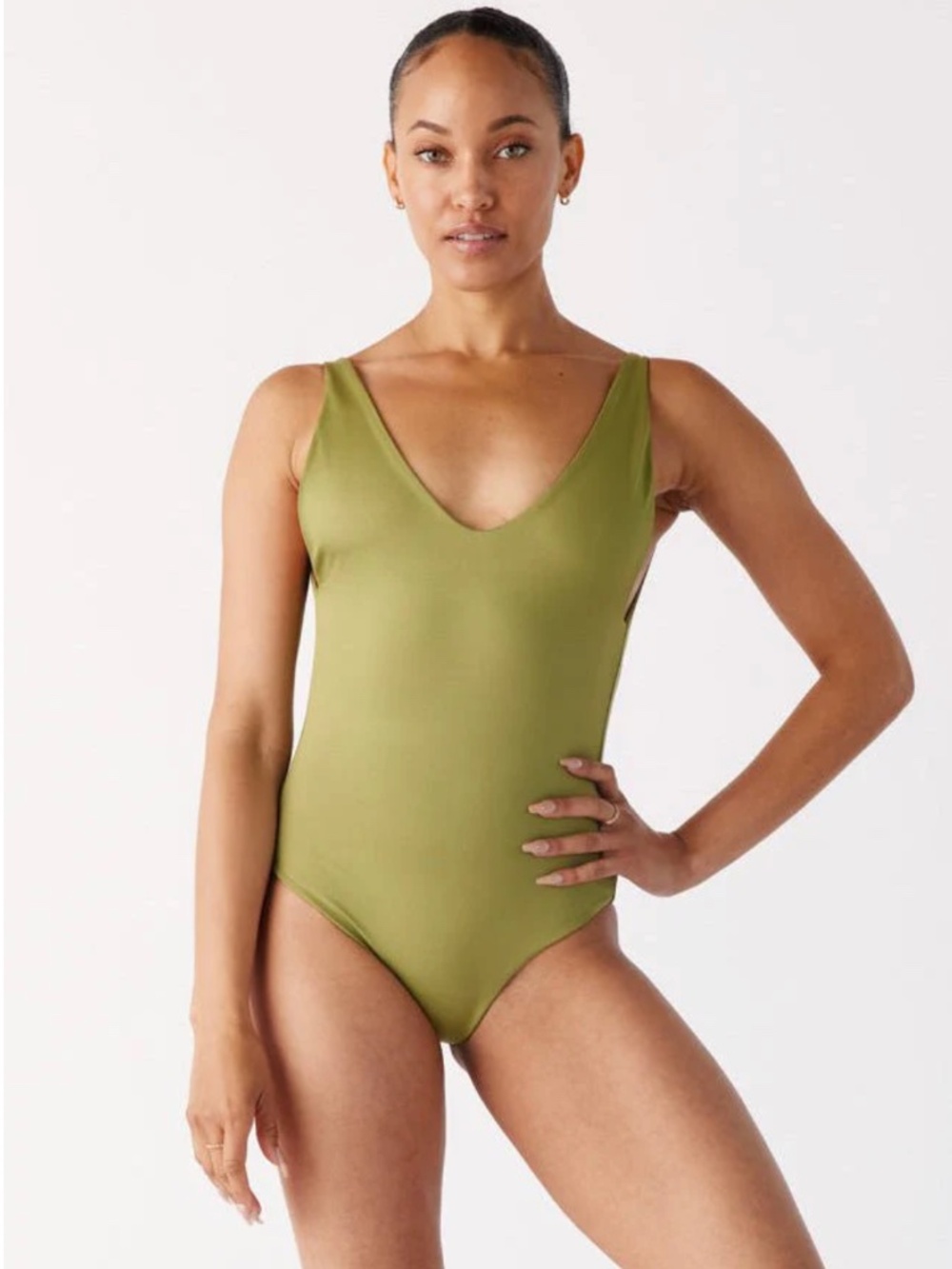 Londre The Minimalist Swimsuit